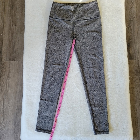 NWOT Victoria Sport Knockout Tight - Picture 3 of 7